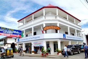 DBP opens branch in Virac