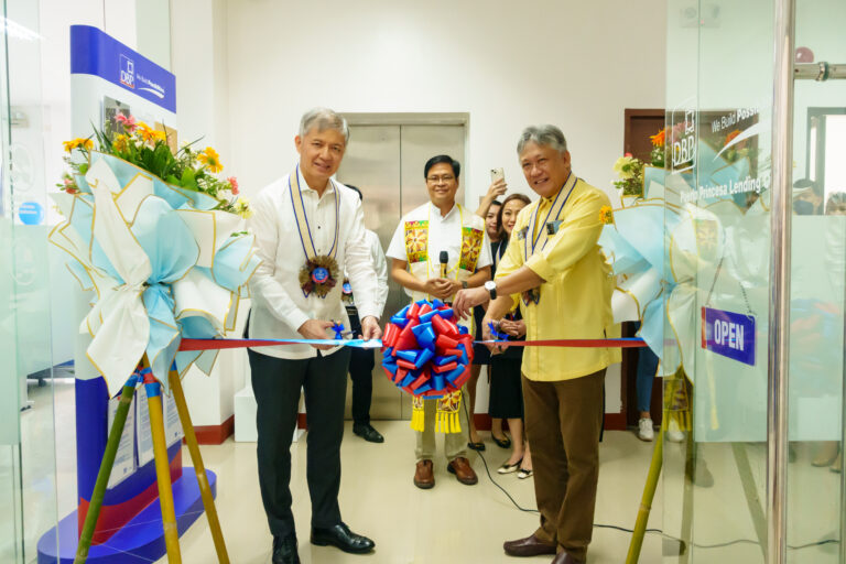 DBP inaugurates lending center in Puerto Princesa City